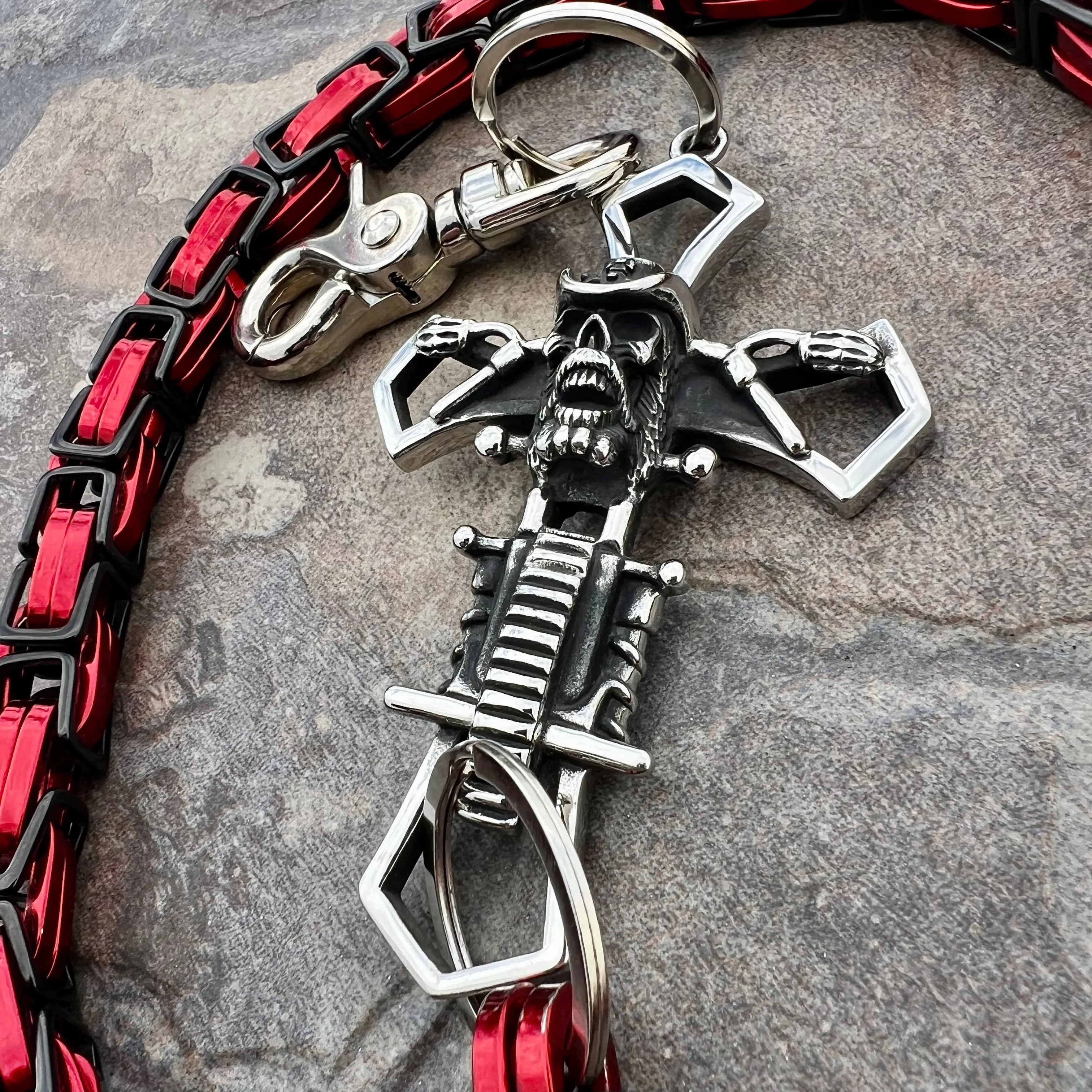 Cowboy Cross Wallet Chain - Black & Red Daytona Road King - WC227RK