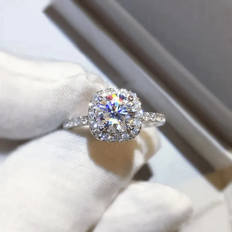 Handcrafted Design Diamond Rings