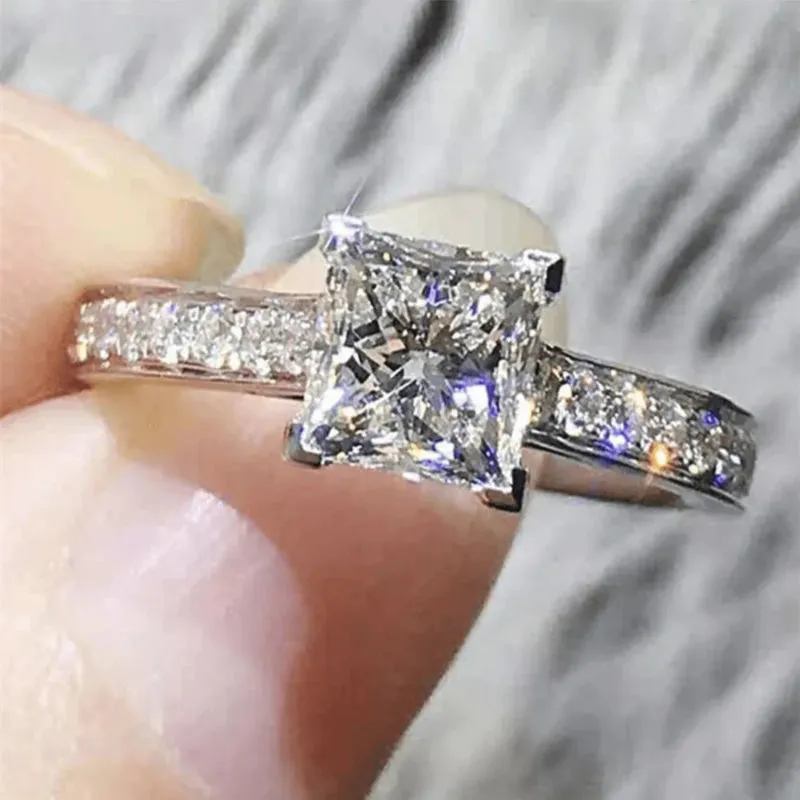 Handcrafted Design Diamond Rings