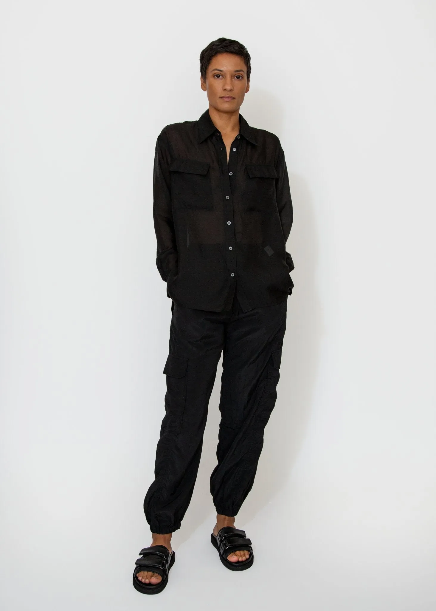 Lightweight Cargo Pants in Black