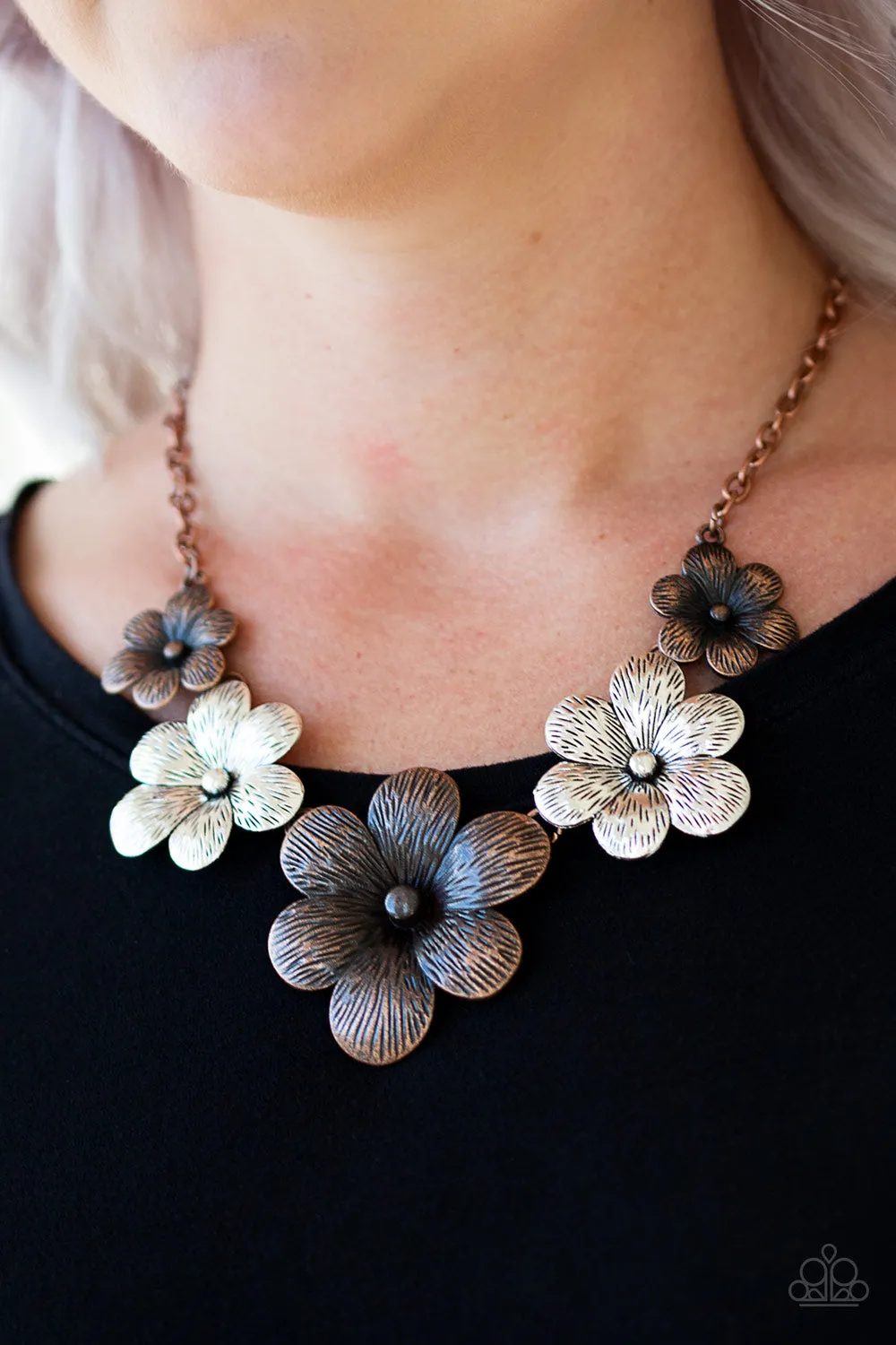 Paparazzi Necklace ~ Secret Garden - Multi Flower Necklace